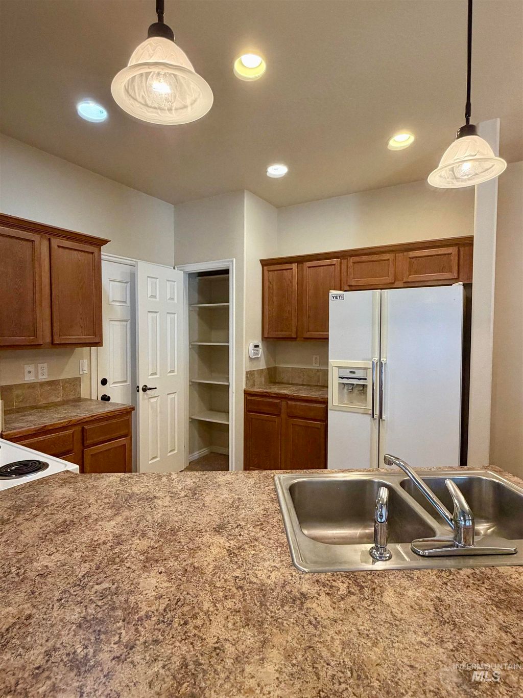 Photo of 40 Mangum Cir #8, Donnelly, ID 83615 (MLS # 98984810)