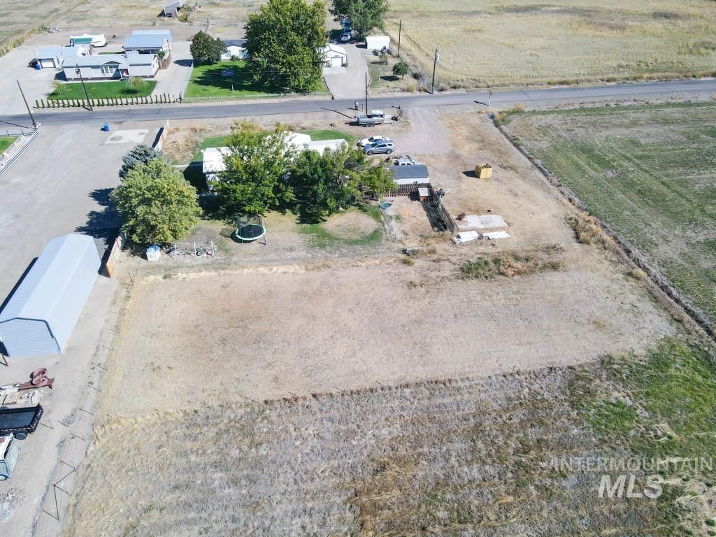 Photo of 815 Eaton Rd, Weiser, ID 83672 (MLS # 98962929)