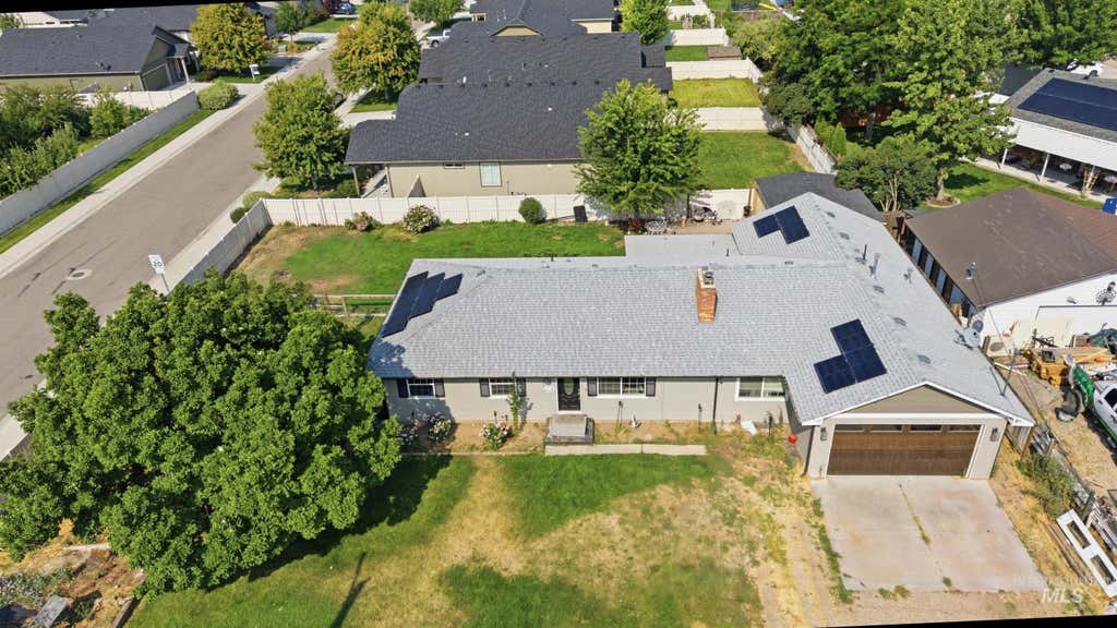 Photo of 1205 Chicago St, Nampa, ID 83686 (MLS # 98995000)
