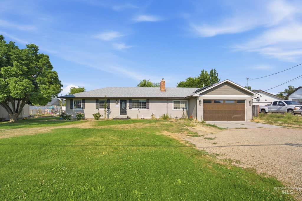 Photo of 1205 Chicago St, Nampa, ID 83686 (MLS # 98995000)