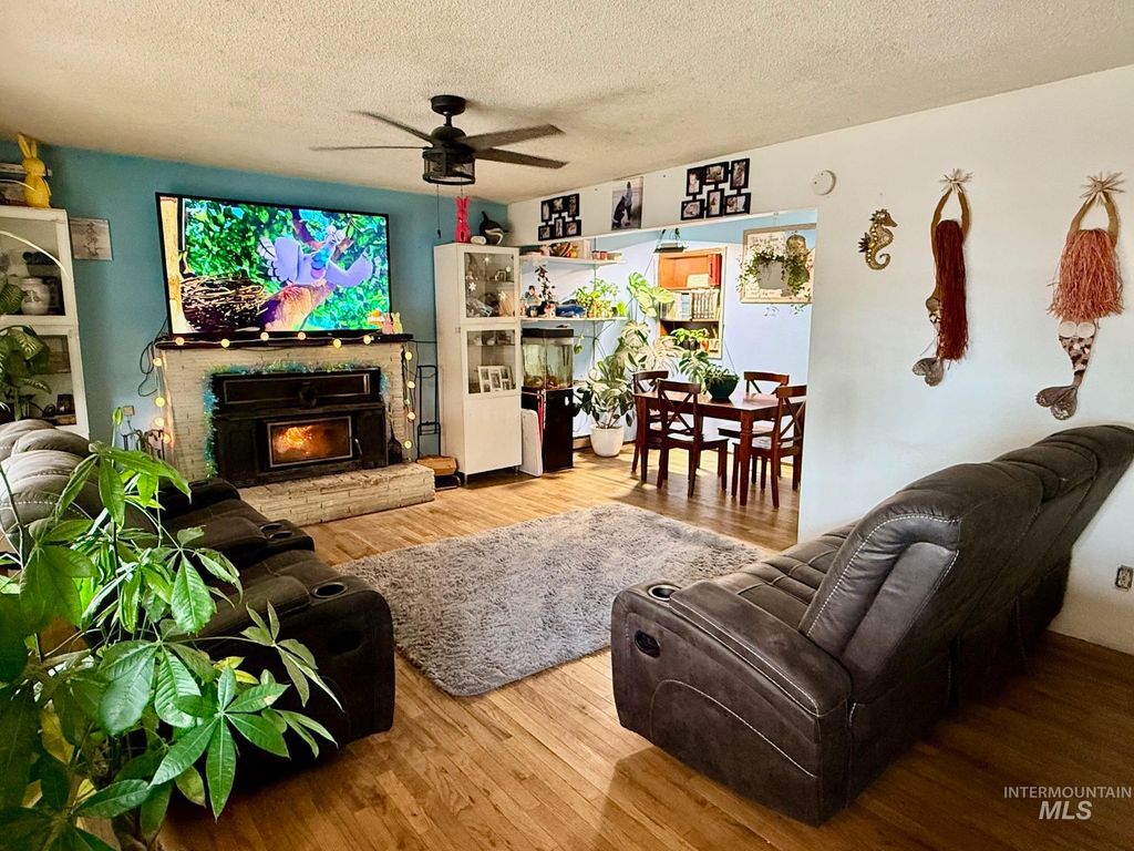 Photo of 402 Cedar Dr, Pierce, ID 83546 (MLS # 98980783)