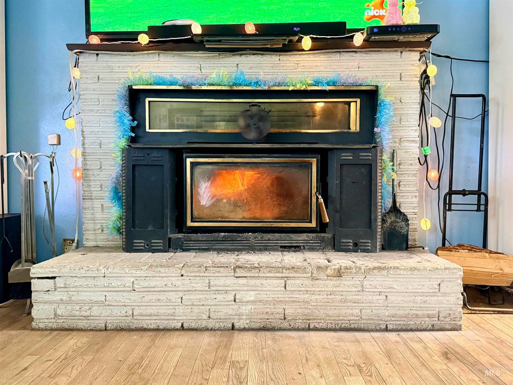 Photo of 402 Cedar Dr, Pierce, ID 83546 (MLS # 98980783)