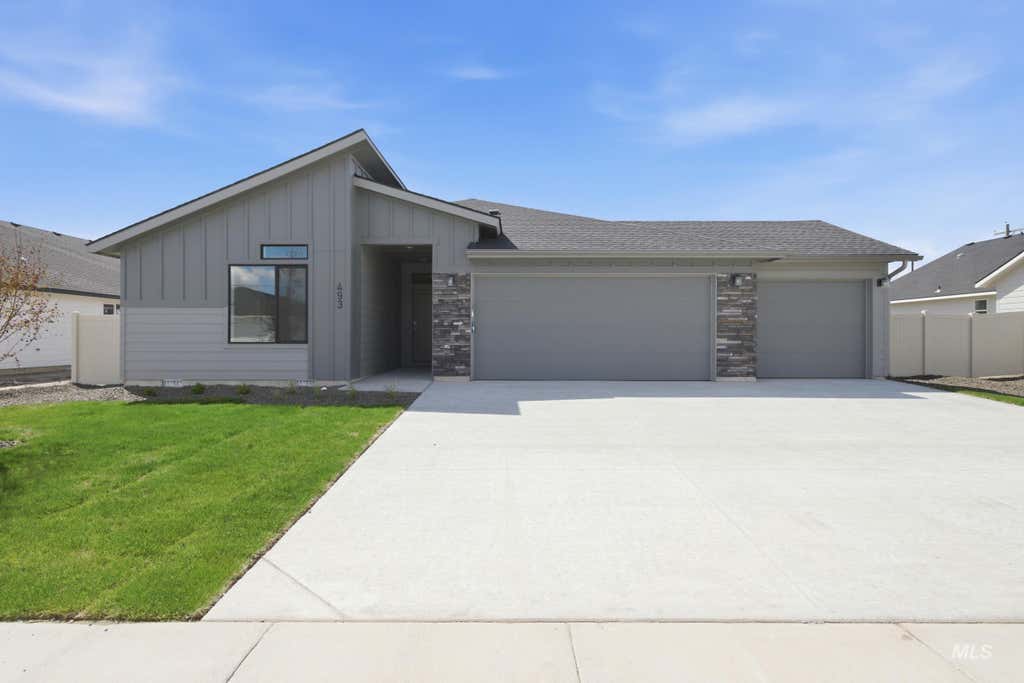 Photo of 3867 E White Plains St, Nampa, ID 83686 (MLS # 98992081)