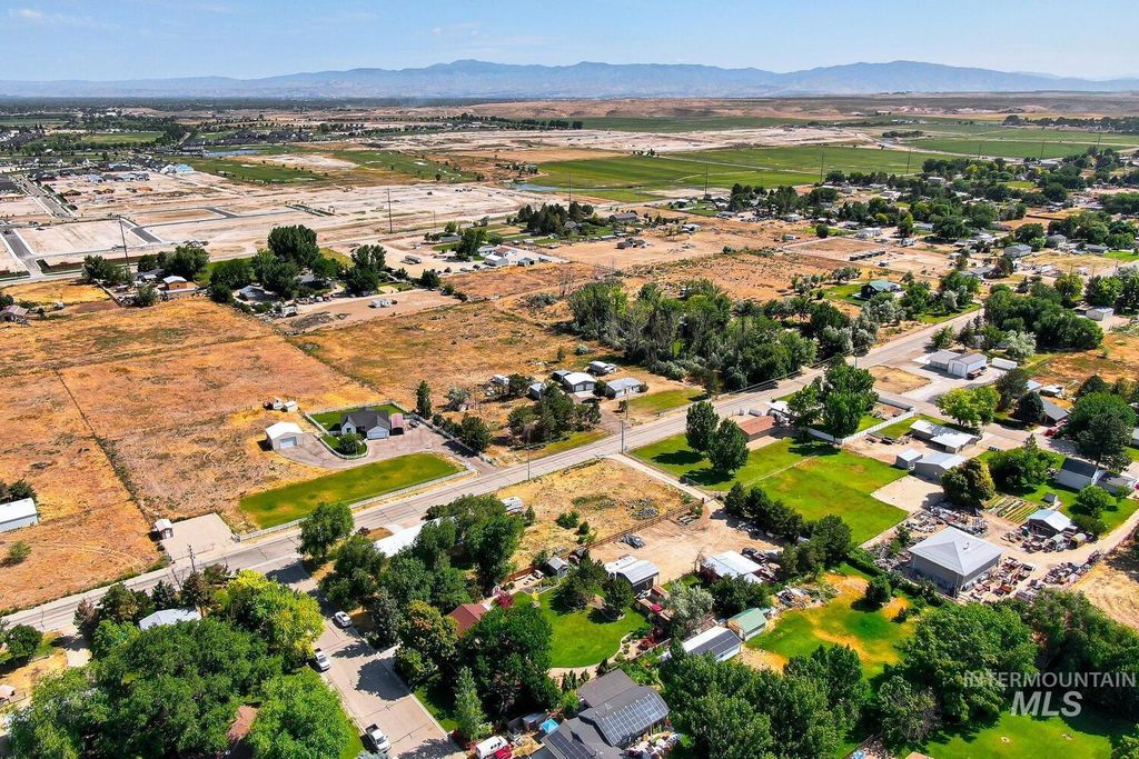 Photo of 13078 S Cholla Drive, Kuna, ID 83634 (MLS # 98973516)