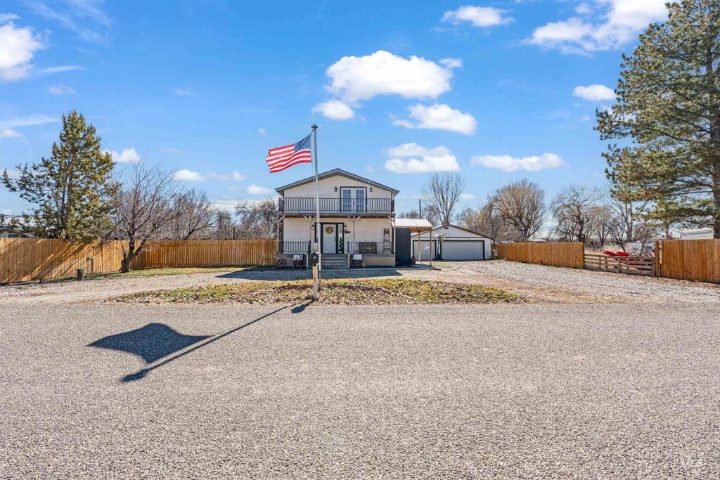 Photo of 489 45 N, Burley, ID 83318 (MLS # 98976382)