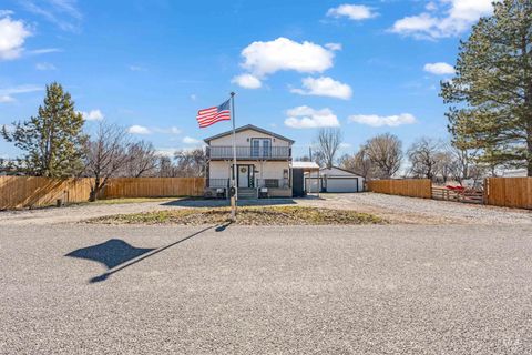 Photo of 489 45 N, Burley, ID 83318 (MLS # 98976382)