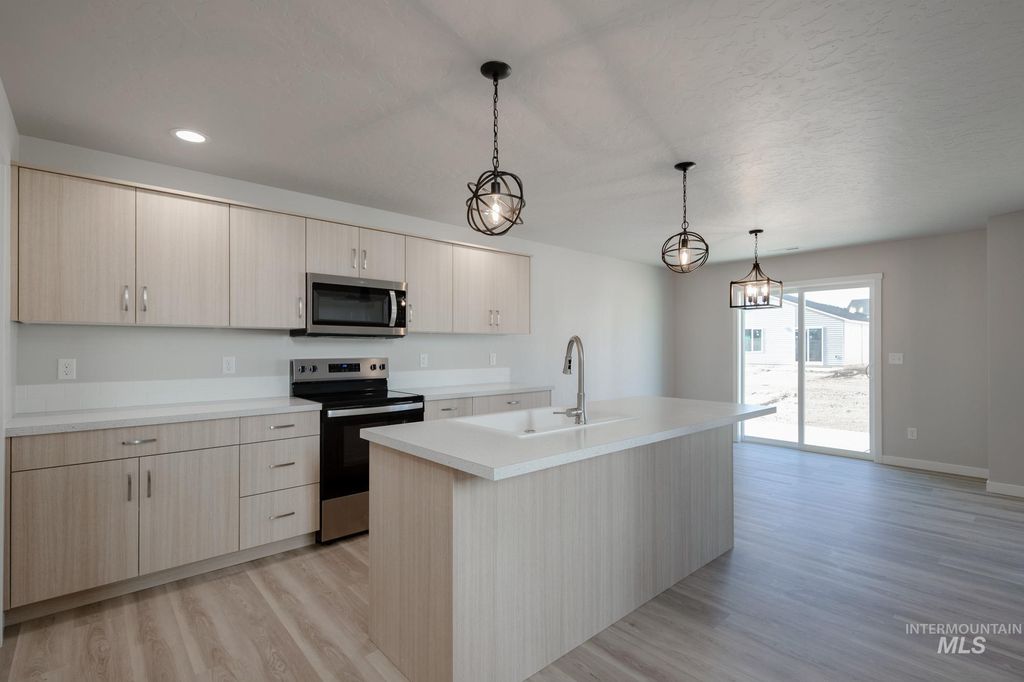 Photo of 7313 S Menzingers Ave, Meridian, ID 83642 (MLS # 98968397)