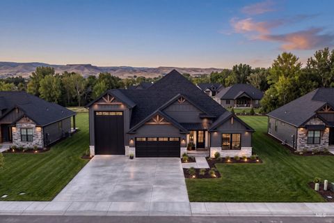 Photo of 8 Blake Rd, Emmett, ID 83617 (MLS # 98969981)