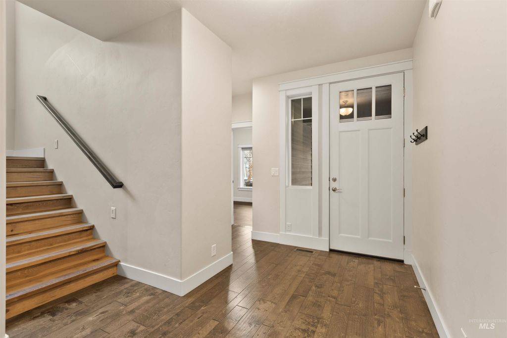 Photo of 18018 N Streams Edge Way, Boise, ID 83714 (MLS # 98976723)