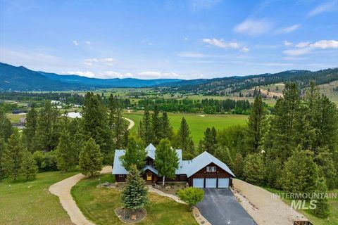 25 Bobcat Court Garden Valley ID 83622