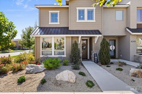 Photo of 4253 E Parkcenter Blvd, Boise, ID 83716 (MLS # 98961953)