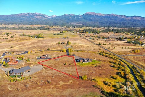 Photo of 6 Michelle Place, McCall, ID 83638 (MLS # 99000461)