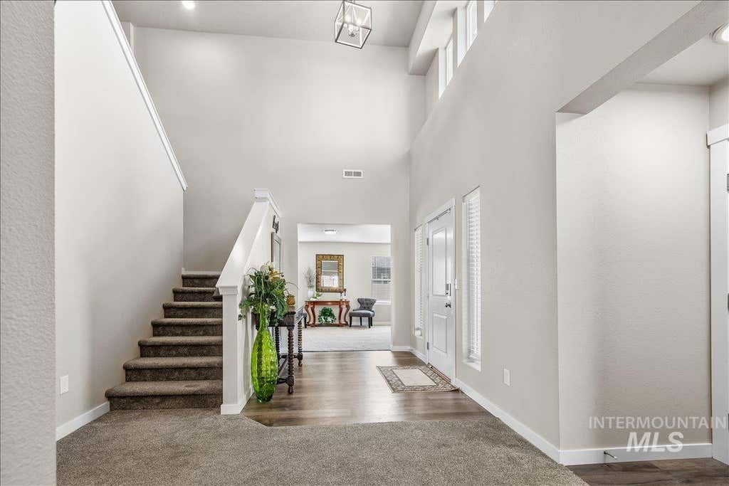Photo of 7730 E Rogue Dr, Nampa, ID 83687 (MLS # 98997375)