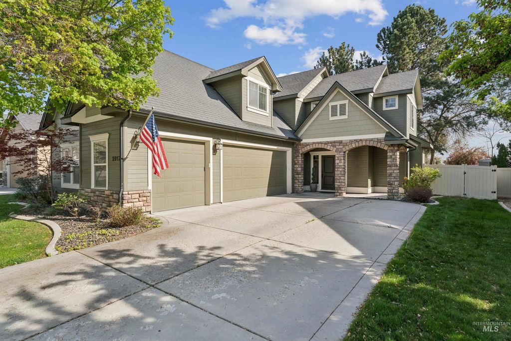 Photo of 2917 E Shadowband St, Eagle, ID 83616 (MLS # 98981566)