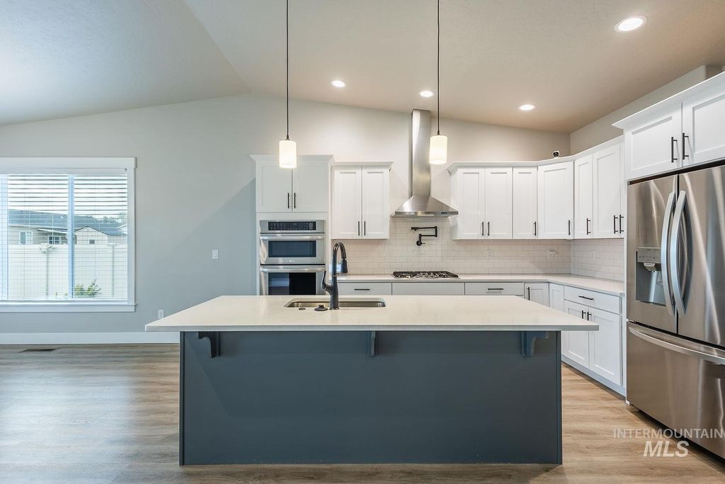 Photo of 318 Red Rose St, Wilder, ID 83676 (MLS # 98980568)