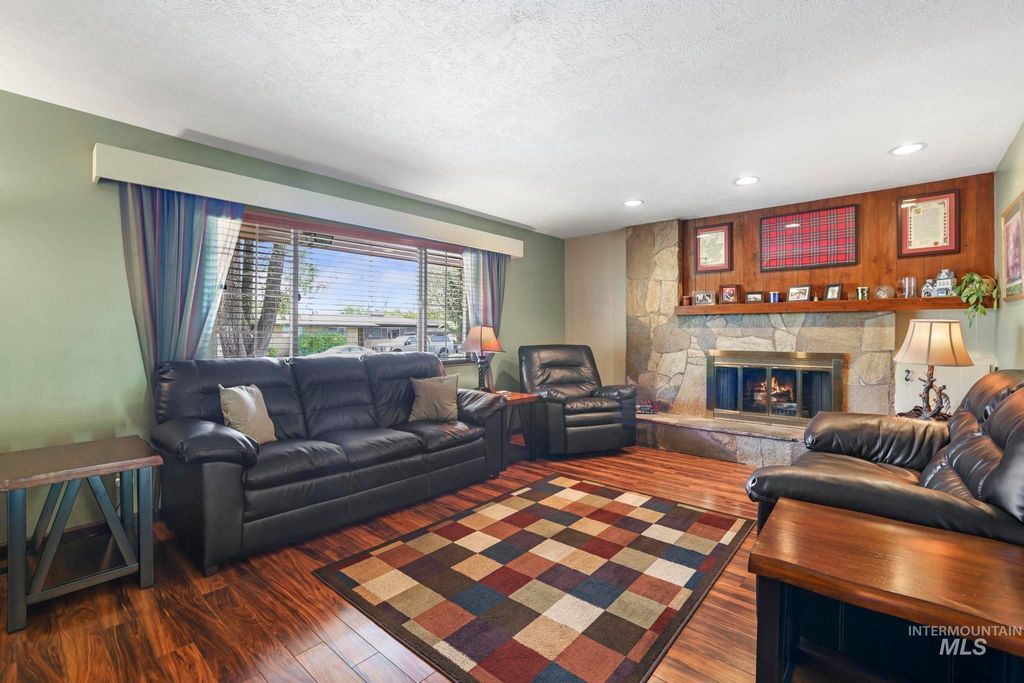 Photo of 188 Blair Dr, Twin Falls, ID 83301 (MLS # 98987744)