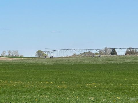 Photo of TBD Mendiola Rd, Nyssa, OR 97901 (MLS # 98934472)