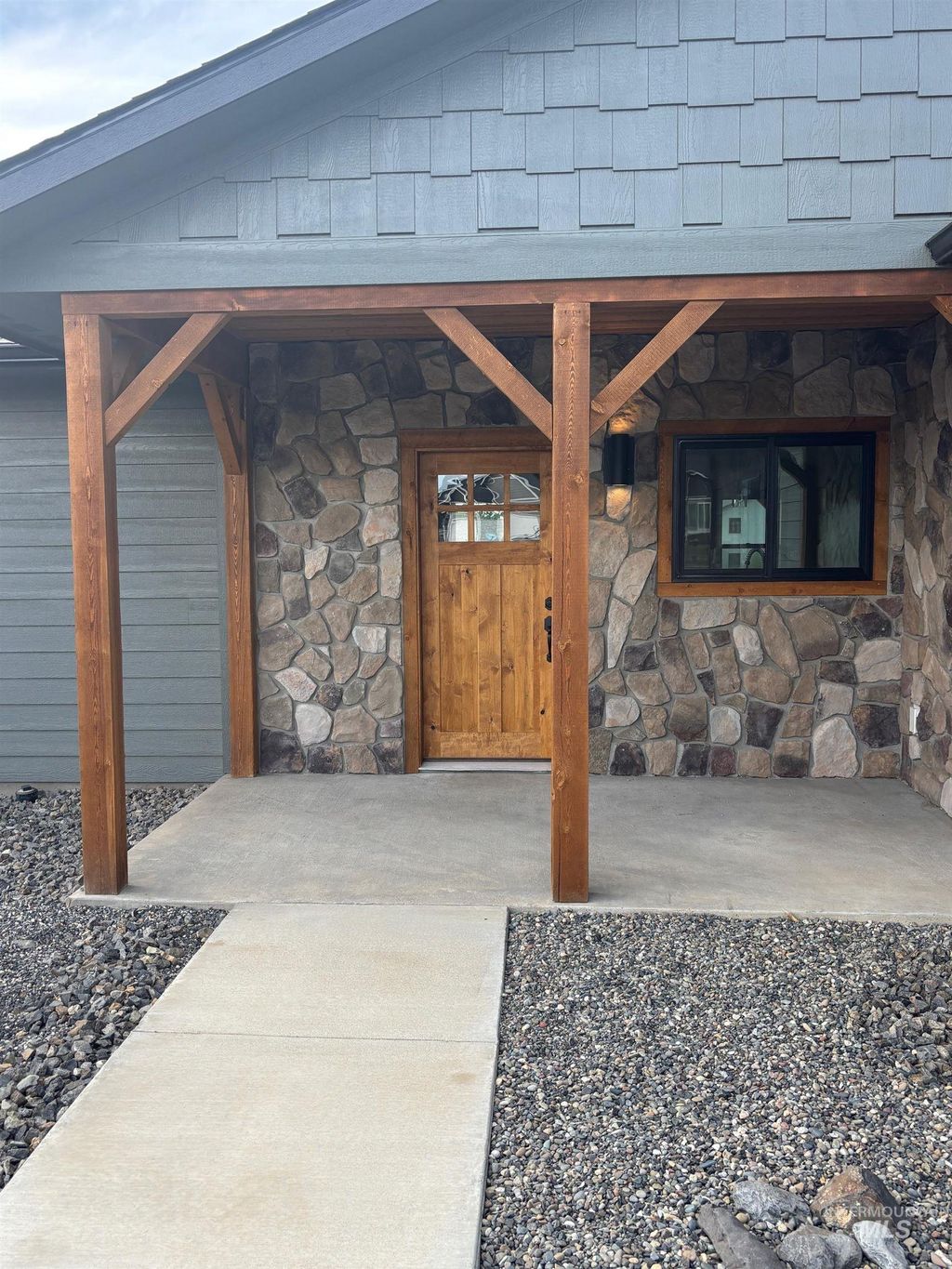 Photo of 2213 Powers Drive, Lewiston, ID 83501 (MLS # 98957177)