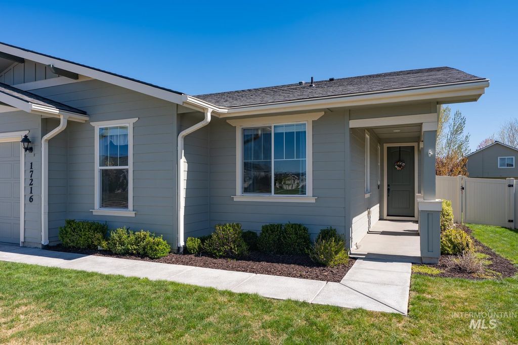 Photo of 17216 N Glen Canyon Way, Nampa, ID 83687 (MLS # 98981560)