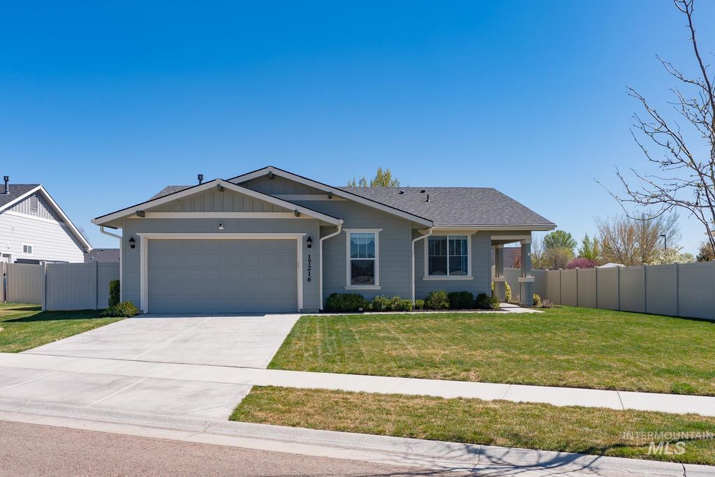 Photo of 17216 N Glen Canyon Way, Nampa, ID 83687 (MLS # 98981560)