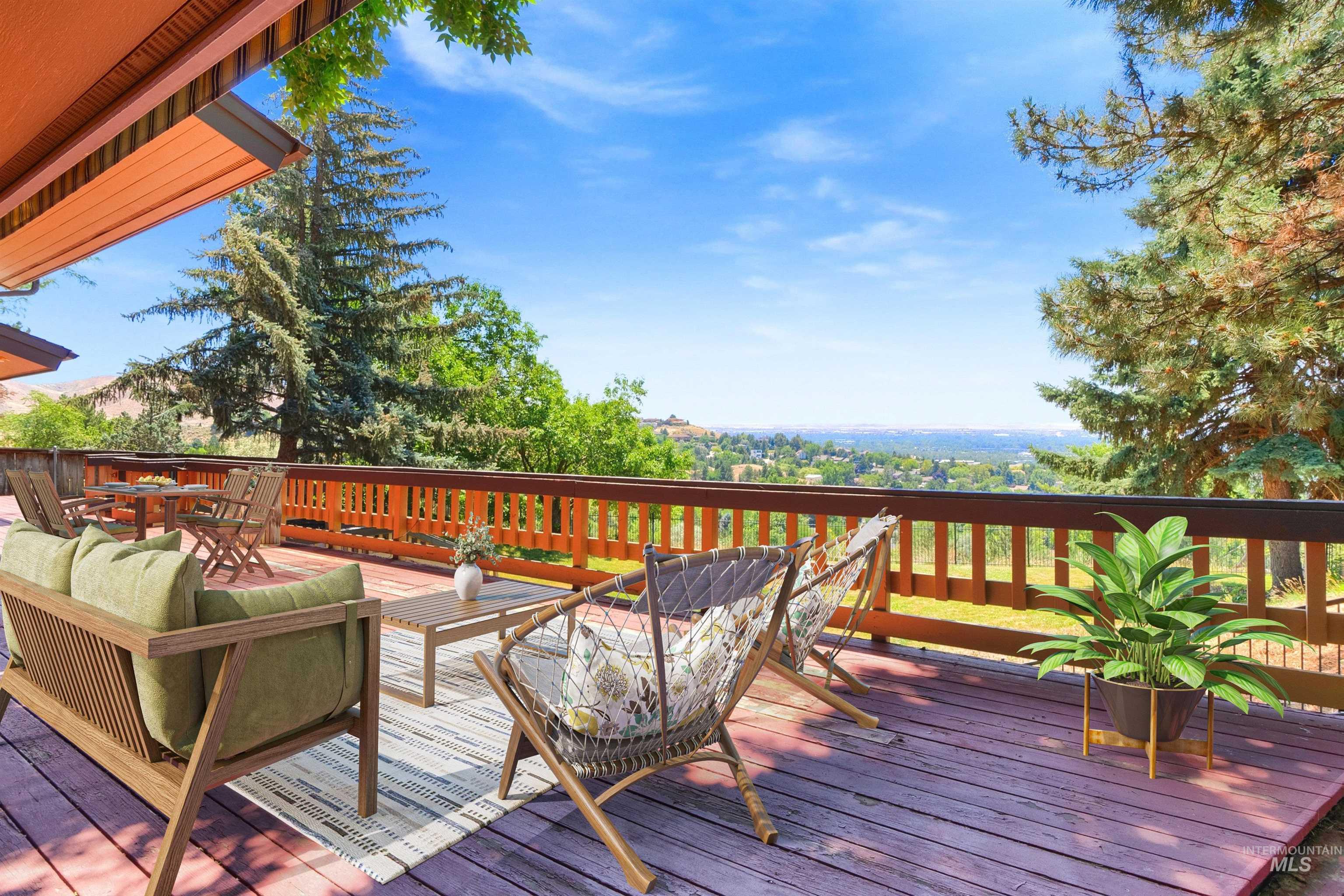 1955 E Table Rock Road