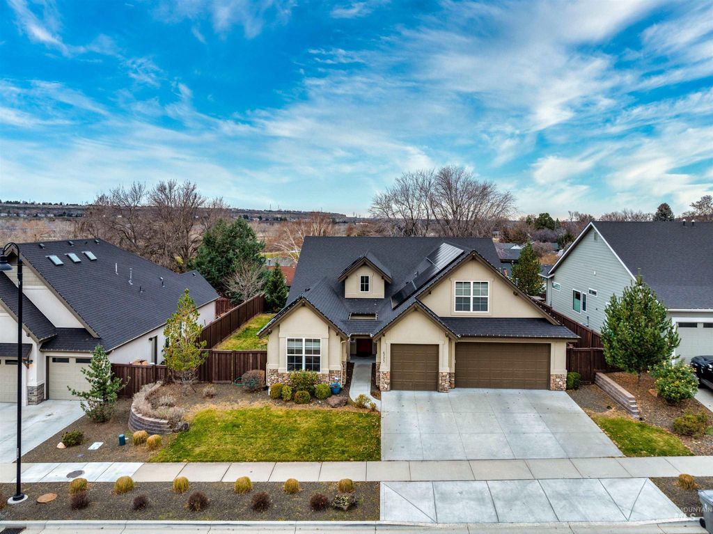 Photo of 4775 S Spotted Horse Ave, Boise, ID 83716 (MLS # 98968224)