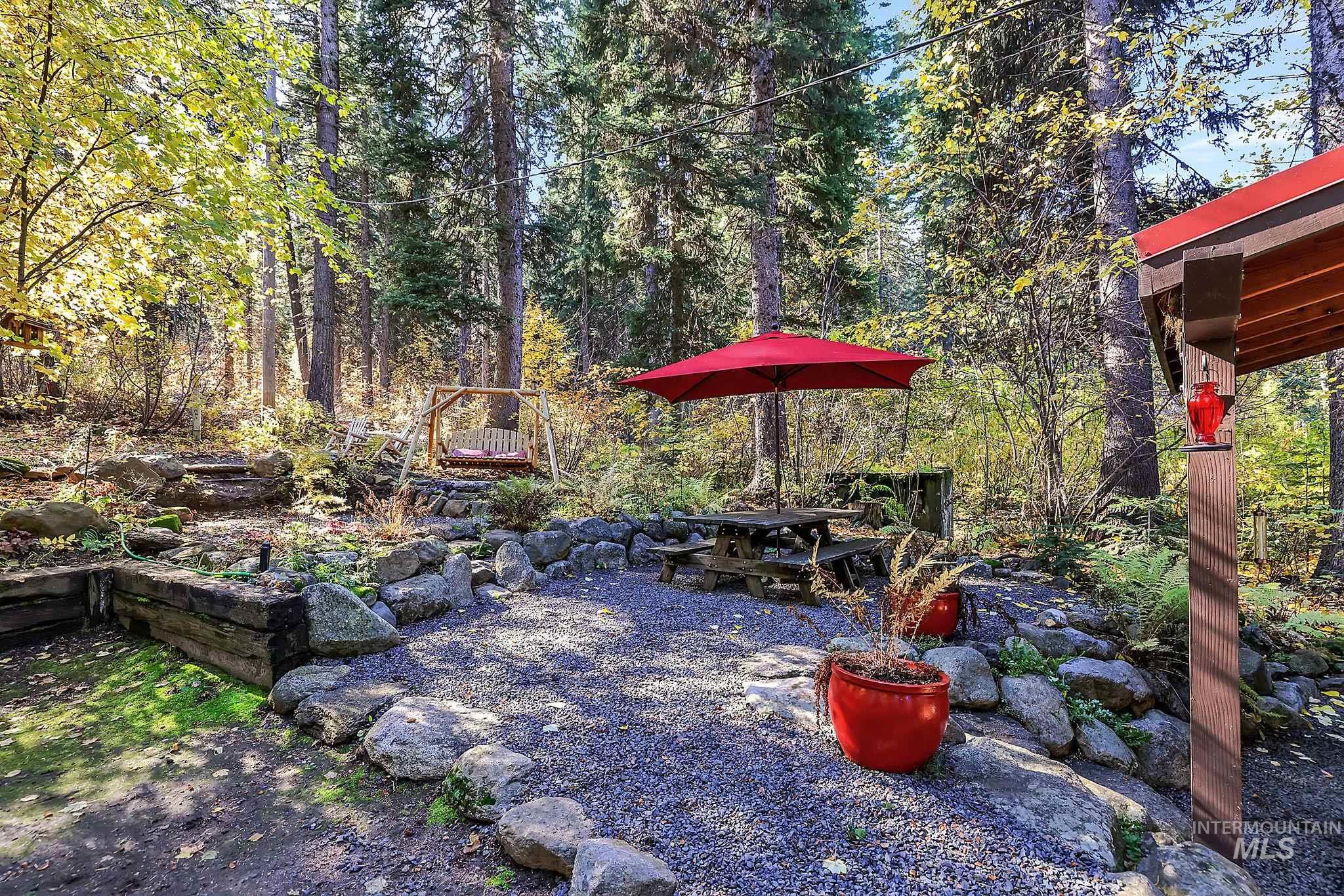 10 Caribou Pkwy