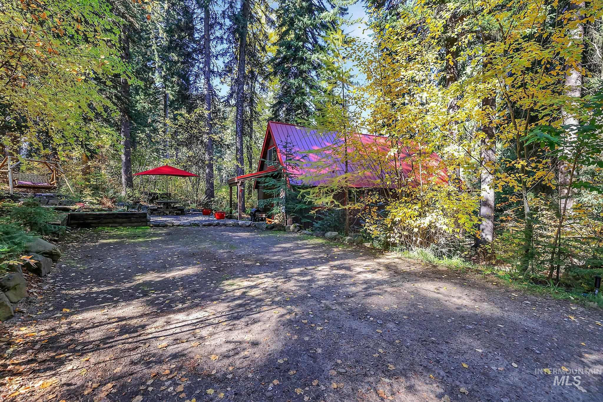 10 Caribou Pkwy