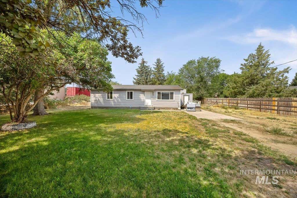 Photo of 110 Park St N St, Hazelton, ID 83335 (MLS # 98997138)