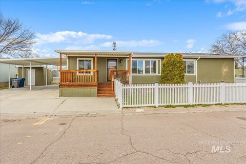 Photo of 5755 N Confederate Lane, Garden City, ID 83714 (MLS # 98978116)