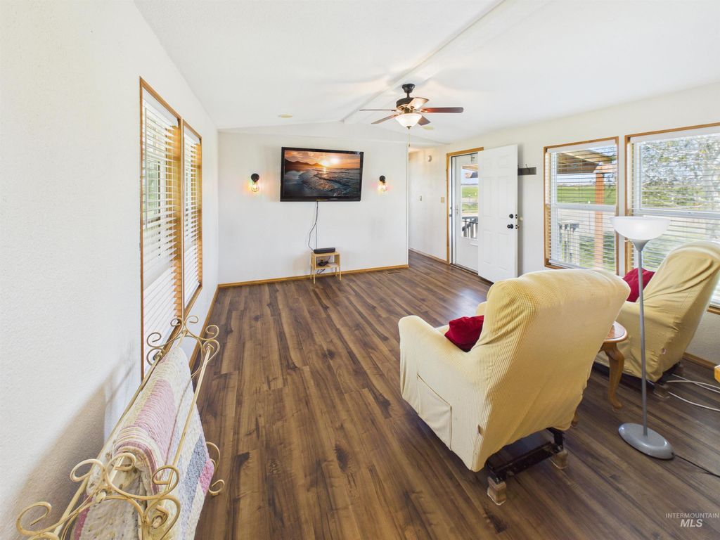 Photo of 879 W 500 S, Heyburn, ID 83336 (MLS # 98982144)