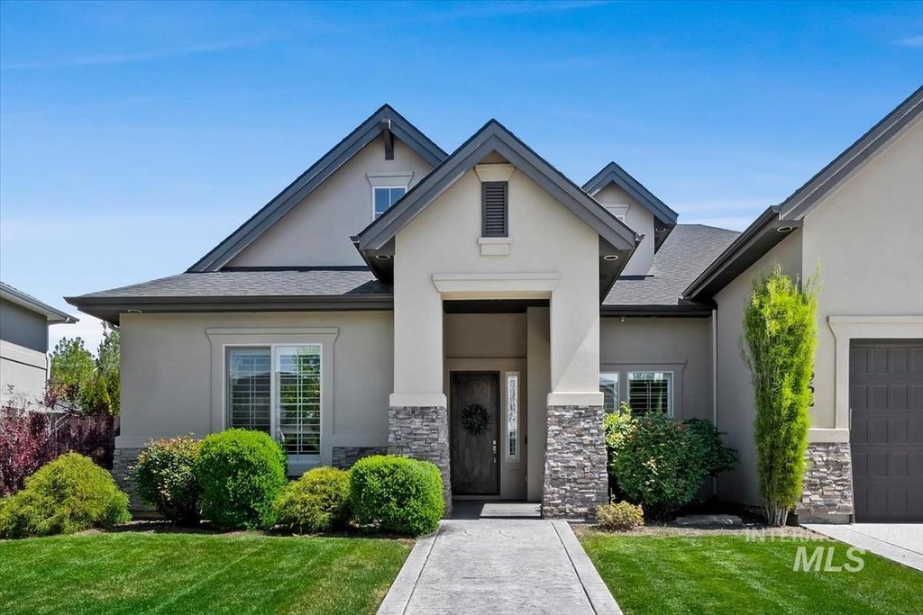 Photo of 2962 S Bergman Way, Eagle, ID 83616 (MLS # 98984338)