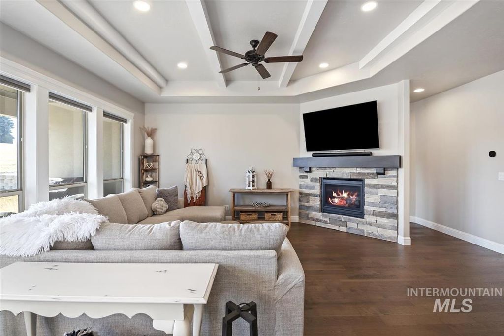 Photo of 1477 W Tenzing St, Nampa, ID 83686 (MLS # 98973855)