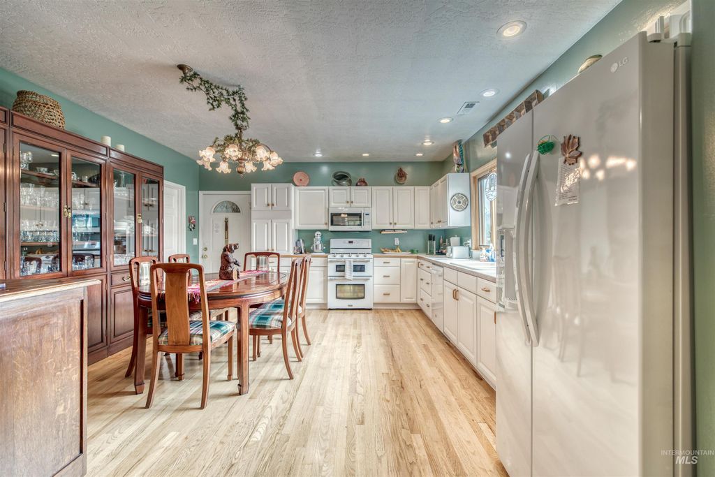 Photo of 69 River Ranch Rd, Garden Valley, ID 83622 (MLS # 98943978)