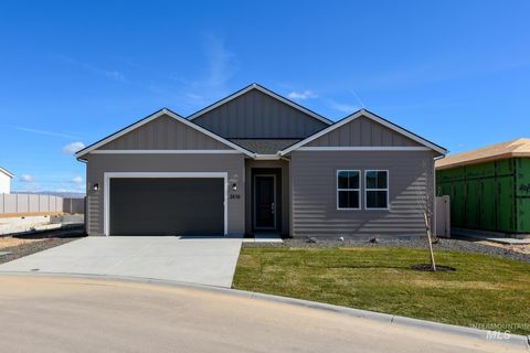 Photo of 2616 N Leatherwood Ave, Star, ID 83669 (MLS # 98979877)