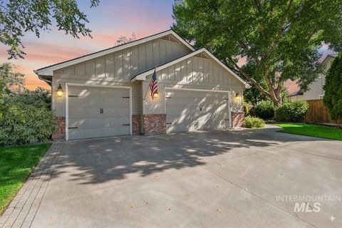 1816 W Whitestone Ct Meridian ID 83646