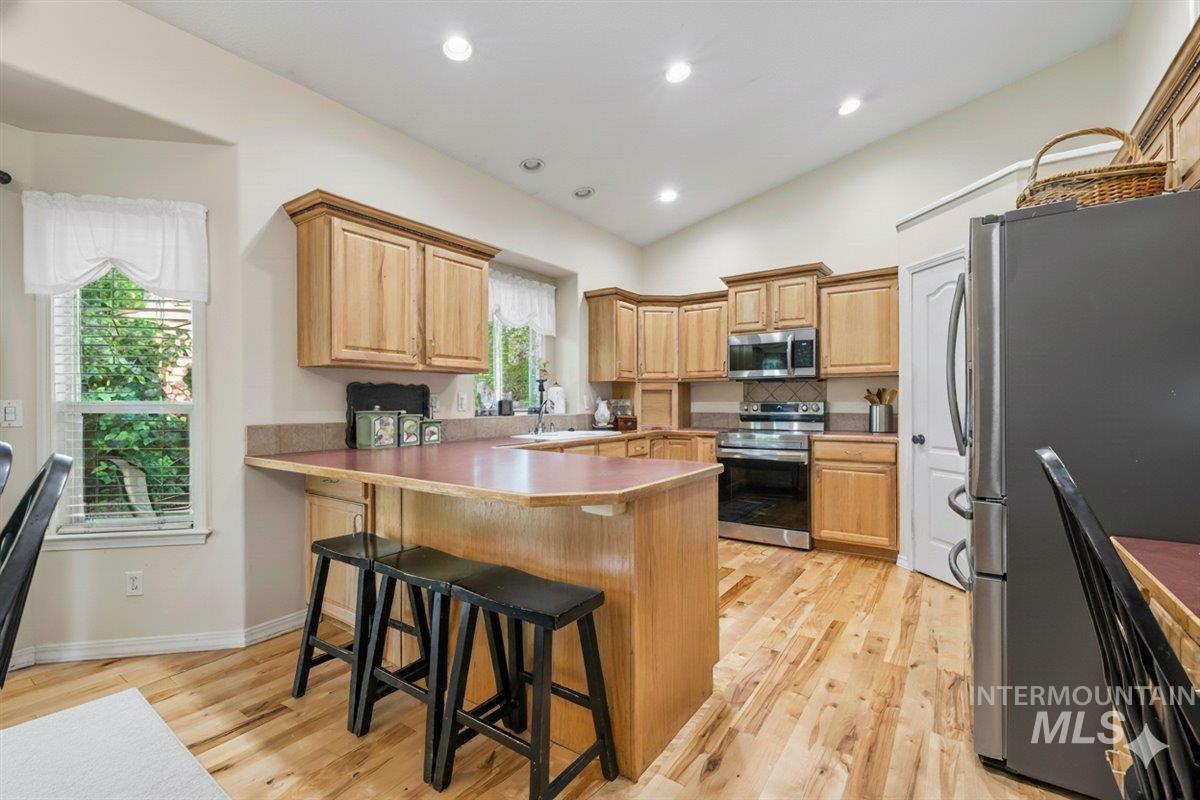 1816 W Whitestone Ct