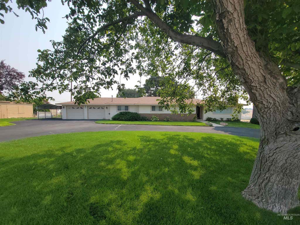 Photo of 16658 Sage Acres Ln, Caldwell, ID 83607 (MLS # 98997347)
