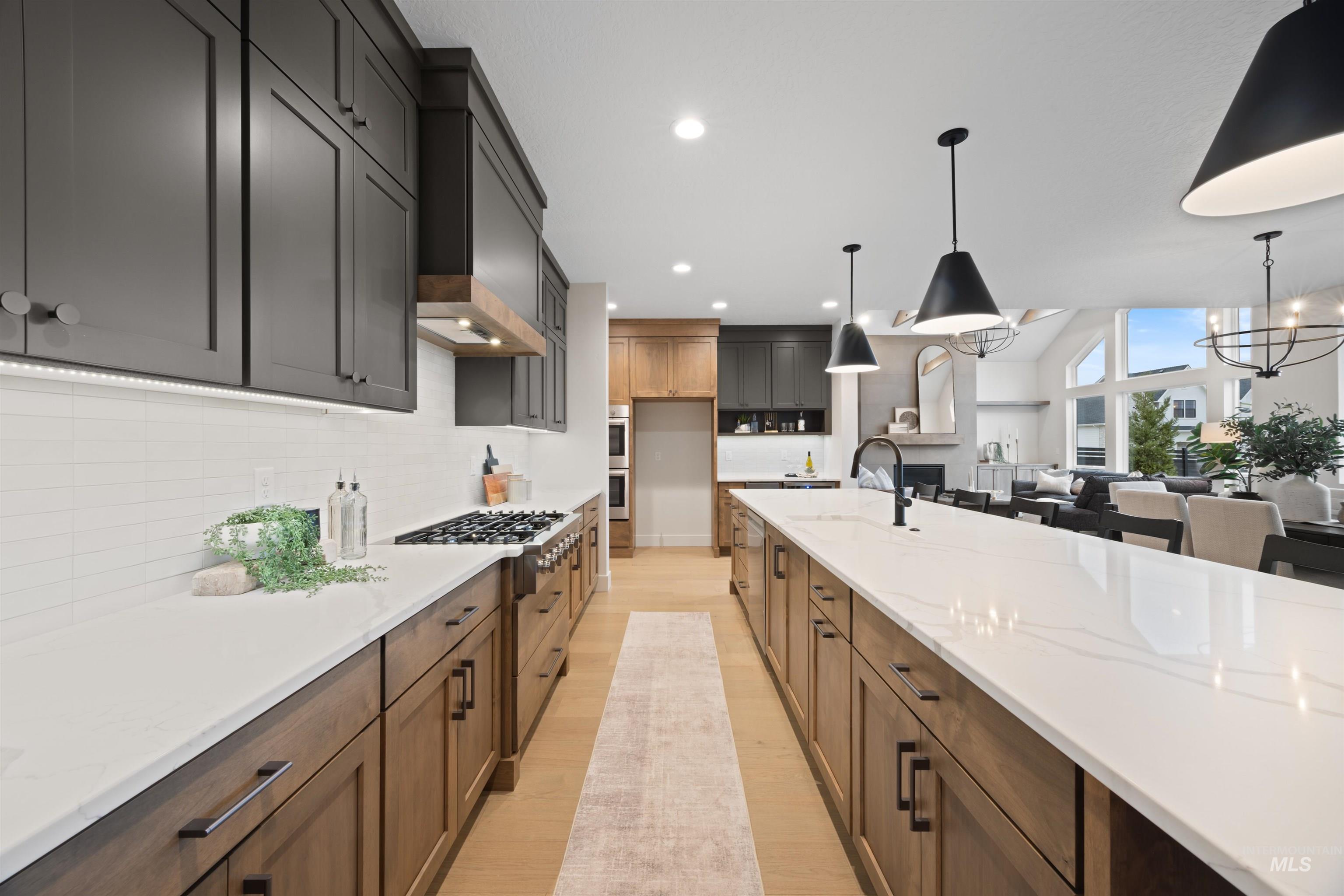 267 N Hunter Creek Ave