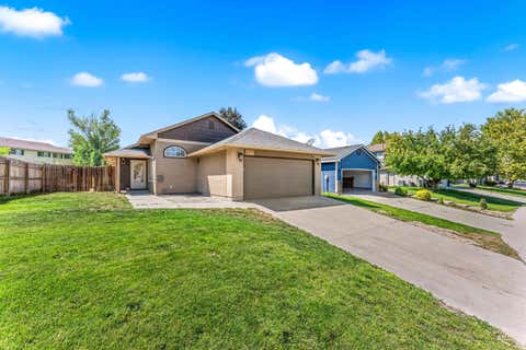 Photo of 677 N Shady Grove Way, Kuna, ID 83634 (MLS # 98998205)