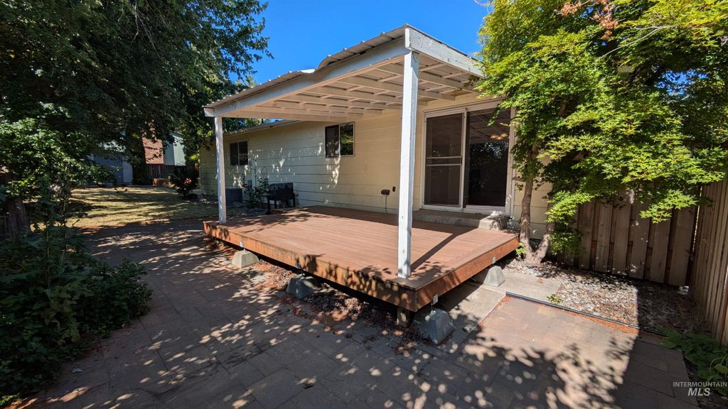 Photo of 1857 Conestoga St, Moscow, ID 83843 (MLS # 98974126)