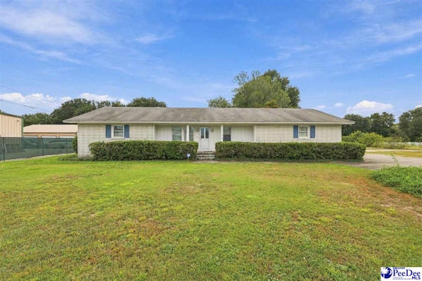 3138 S CASHUA DR, FLORENCE, SC 29501 - Image 067a59df84debac1b77d2a33f13ddfd3/960892041