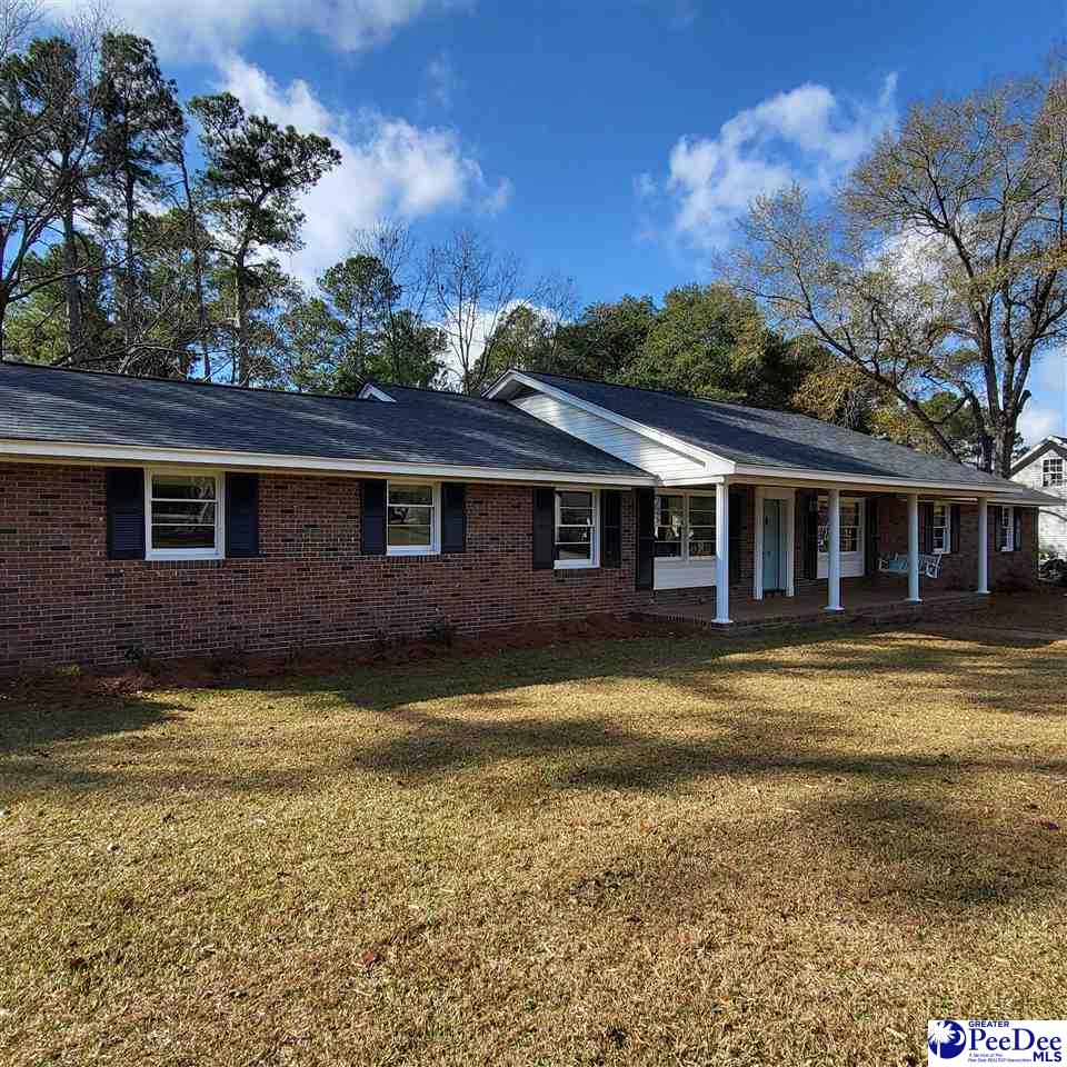 Photo 1 of 22 — 416 Pine Hill Rd, ST. Matthews, SC 29135
