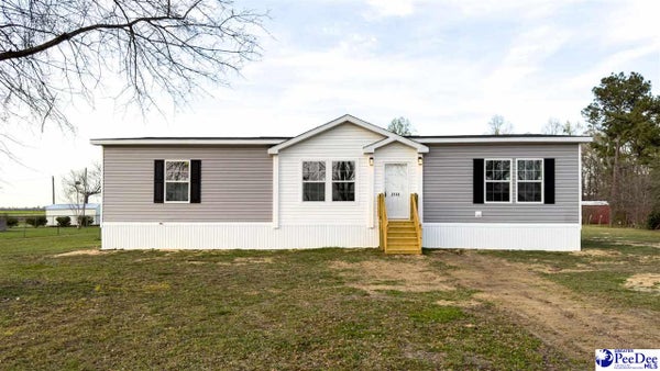 2111 POOR FARM RD, EFFINGHAM, SC 29541 - Image 603ade24b887cd165befb443c8a7c28d/3883265784