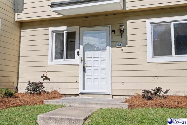 Photo 1 of 32 — 700 S Cashua Dr 15C, Florence, SC 29501