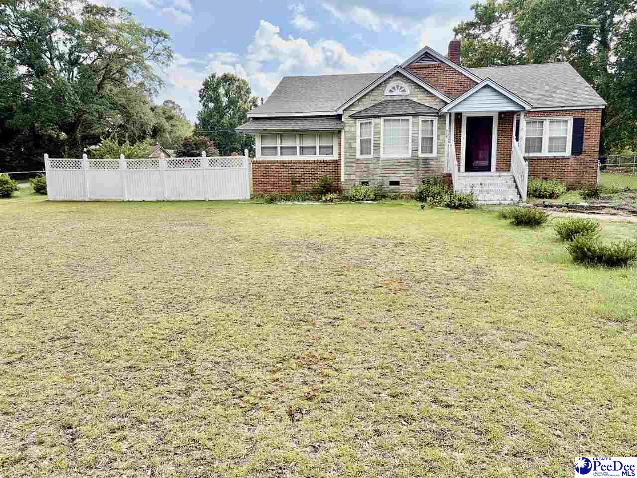 Photo 1 of 22 — 514 Barefoot St., Hartsville, SC 29550
