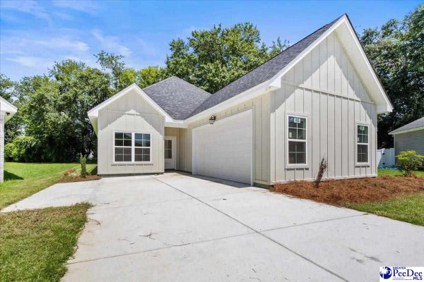 2204 NEW FORREST DR, FLORENCE, SC 29505 - Image b71c2a793a46b40ee8dde60ab4c7f10e/862454816