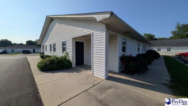 700 CLEMENT ST APT B2, FLORENCE, SC 29501 - Image b991e0821290dabe79c7ced399f9d93b/3696957865