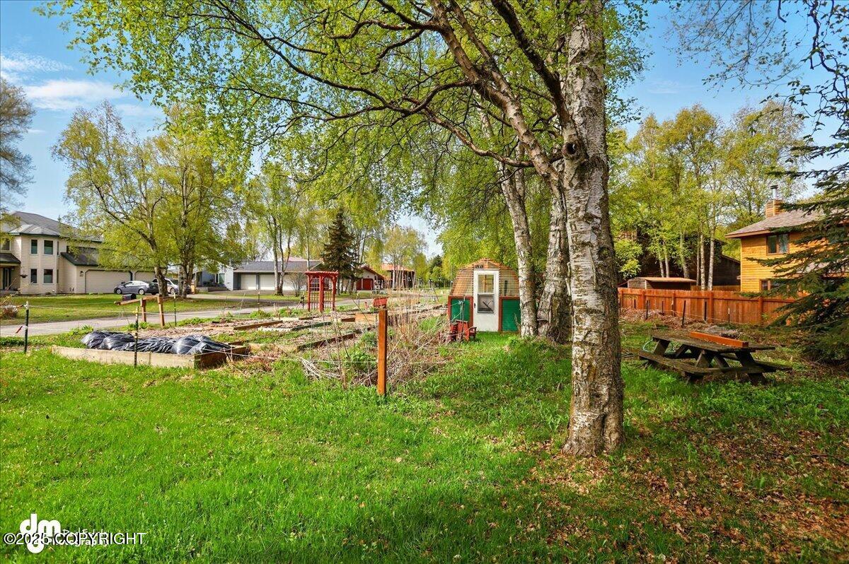 211 Pacific View Drive, Anchorage, Alaska image 45