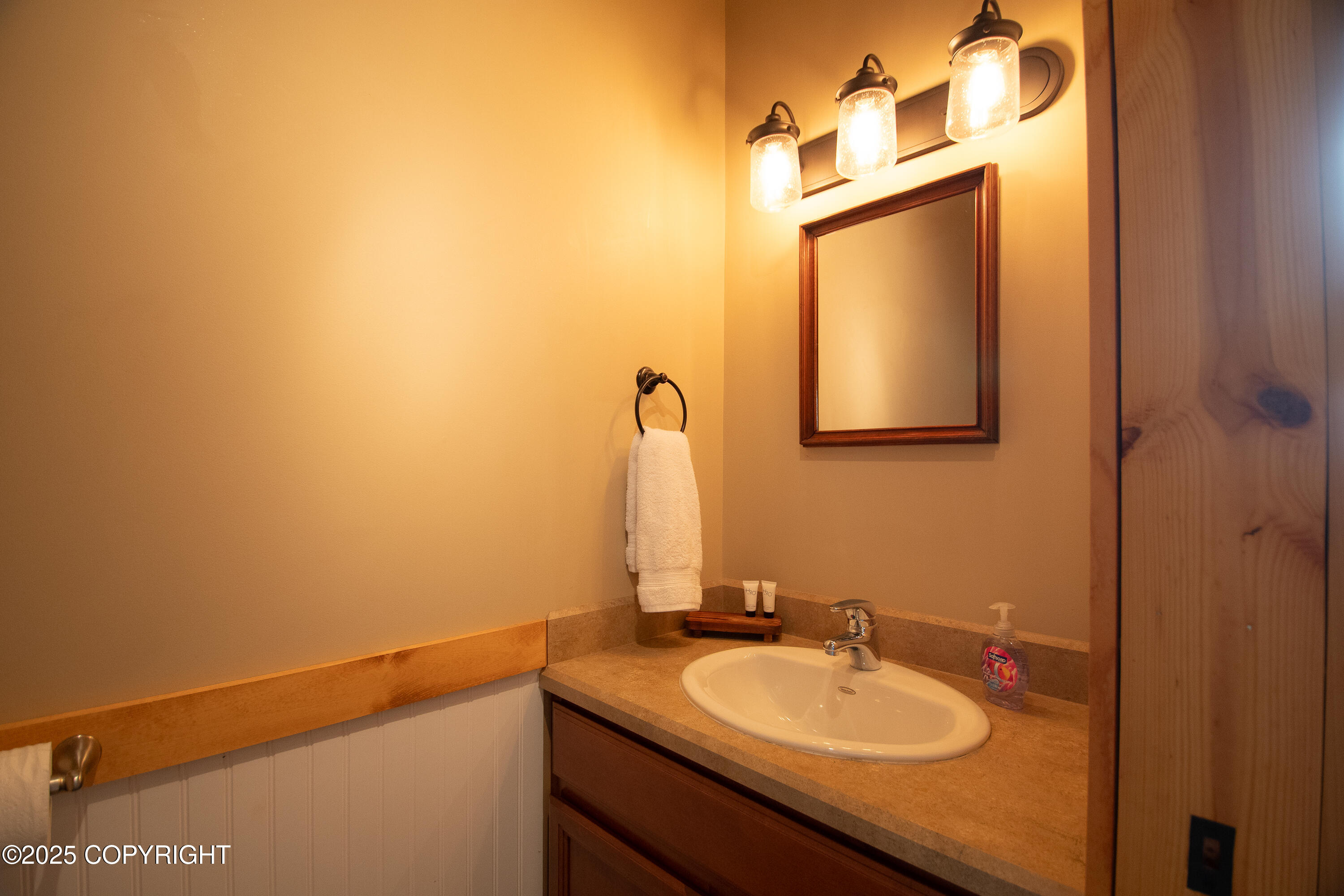 855 Soundview Avenue, Homer, Alaska image 5